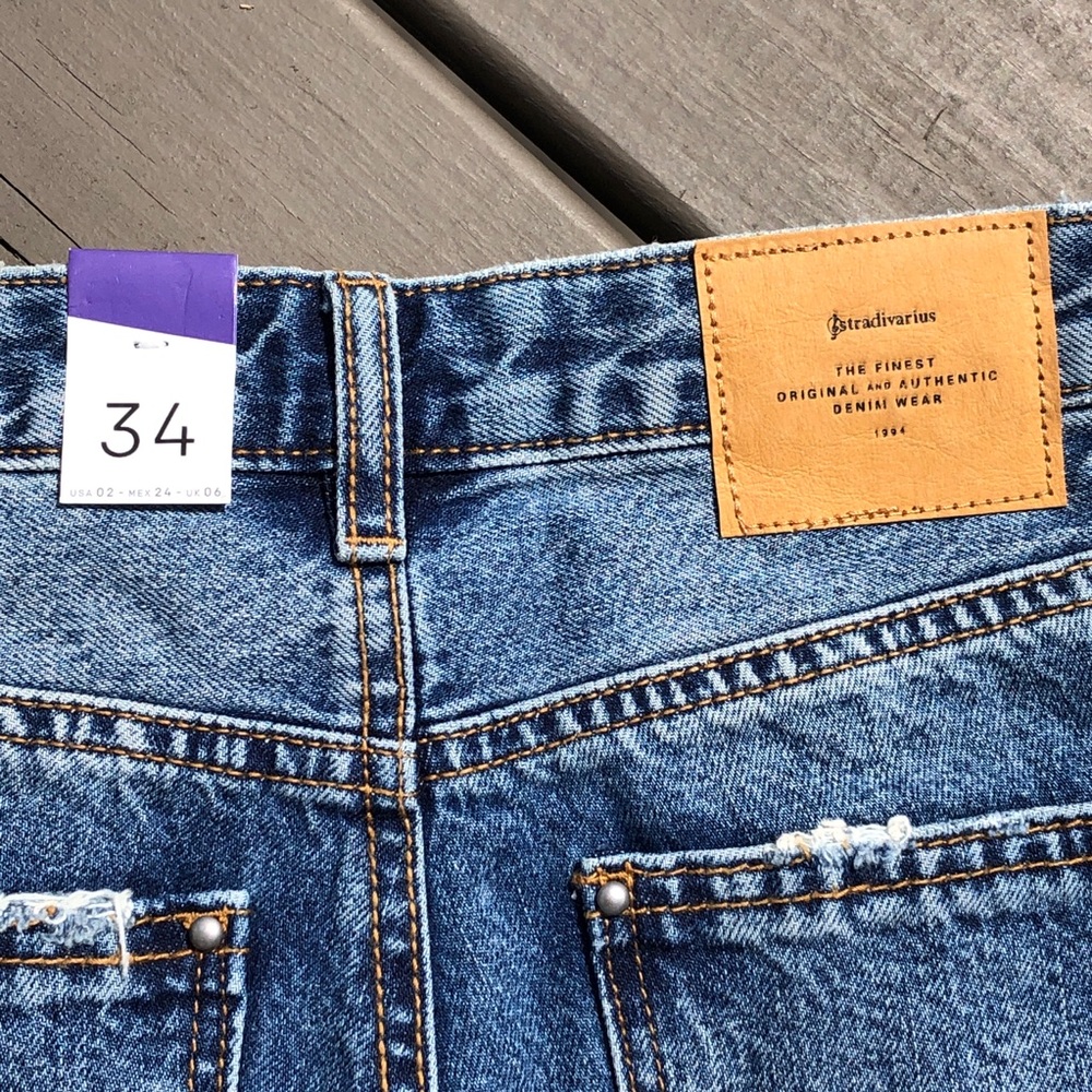 NWT Stradivarius New Carrot Stud Jeans Sz 2. - Picture 6 of 9